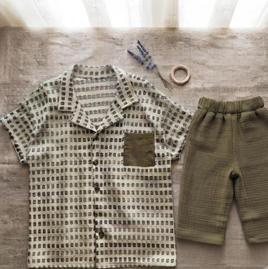 Ensemble Chemise Texturée à Motifs et Short